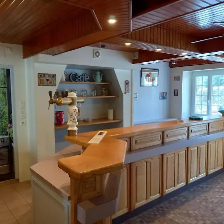 Le Tournebride بيت للعطل Le Vast