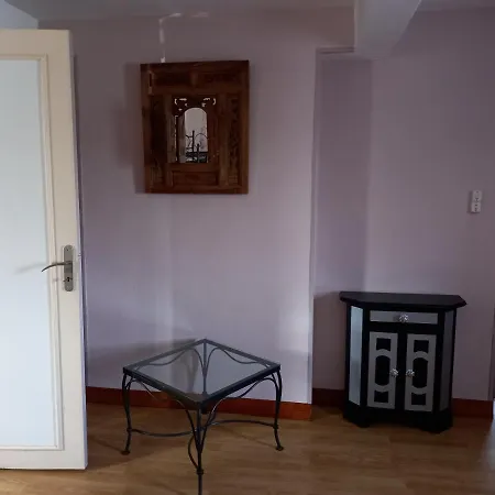 Le Tournebride بيت للعطل Le Vast