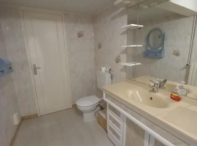 Le Tournebride Hébergement de vacances Le Vast