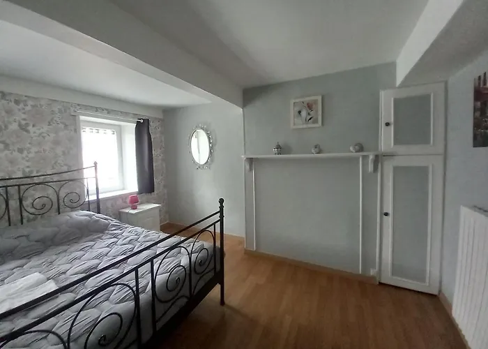 Le Tournebride Le Vast